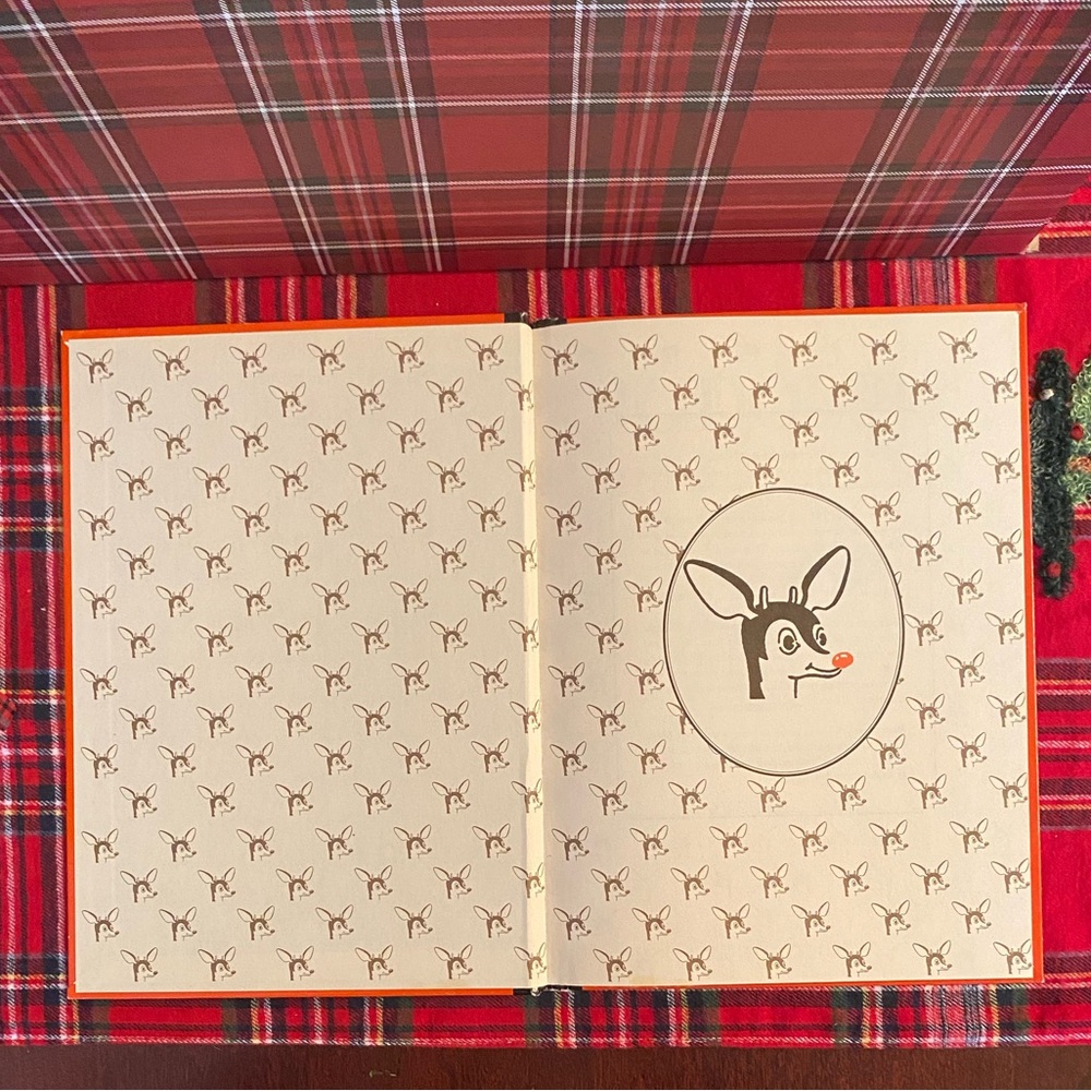 🦌Vintage Rudolph the Red-Nosed Reindeer Book - Picture 3 of 11